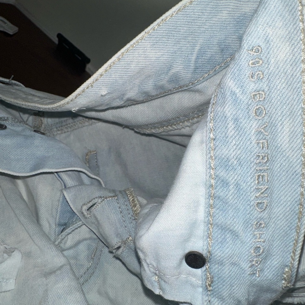 Boyfriend style shorts good quality barely worn shorts good for the summer